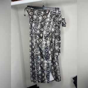 By Egreis wrap skirt with animal/snake print
